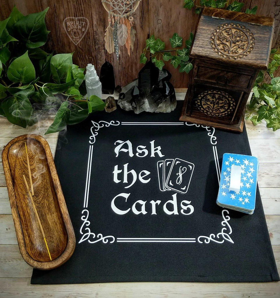 Ask The Cards Altar | Tarot Cloth - The Spirit Den
