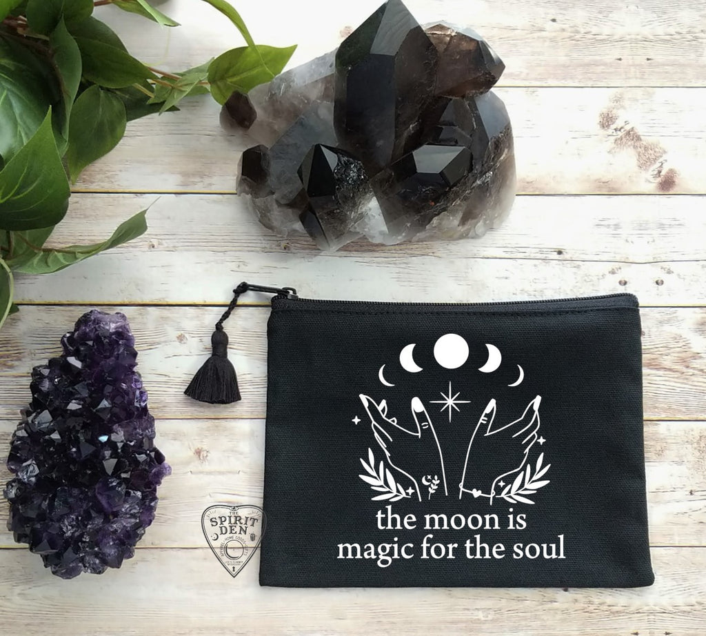 The Moon Is Magic For The Soul Phases Black Zipper Bag